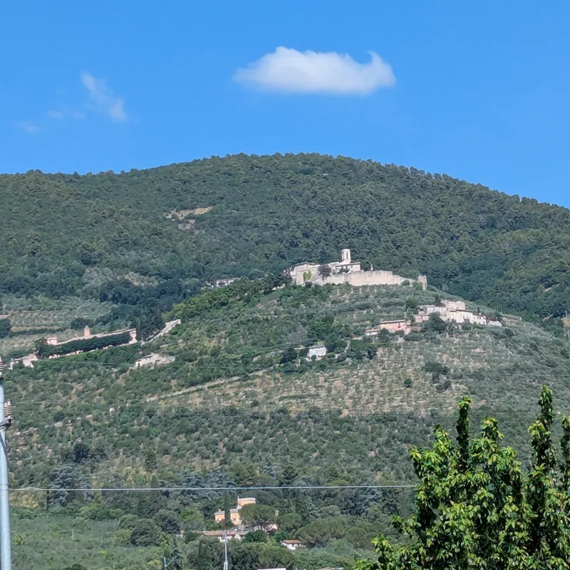 The hills around Borgo Campello sul Clitunno